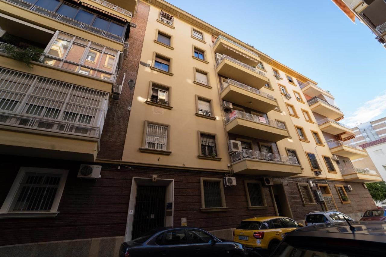 Apartment Larra Nervion Subway Tranvia *