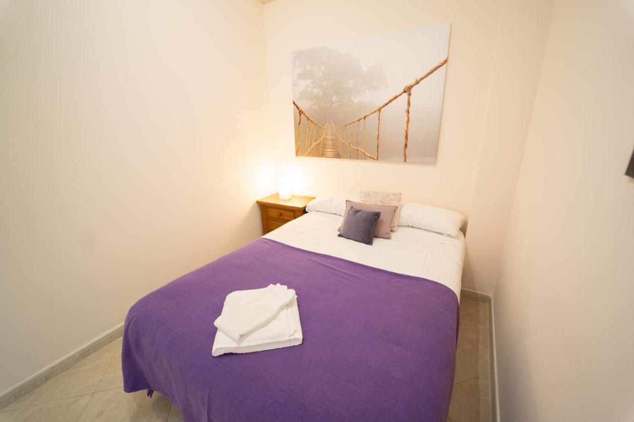 Larra Nervion Subway Tranvia Apartment