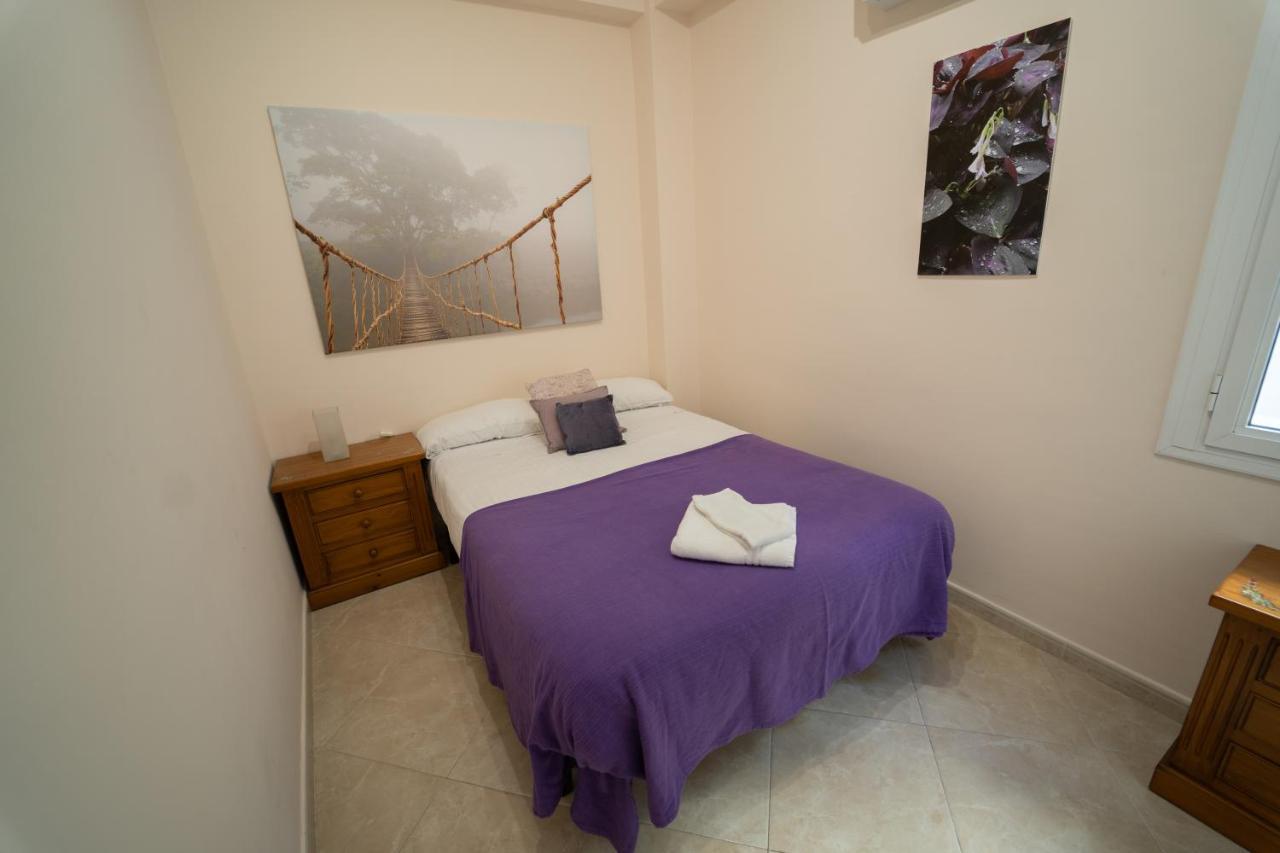 Larra Nervion Subway Tranvia Apartment *